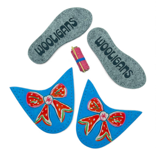WOOLIGANS KIDS “RED BOW DARLING” SLIPPER KIT