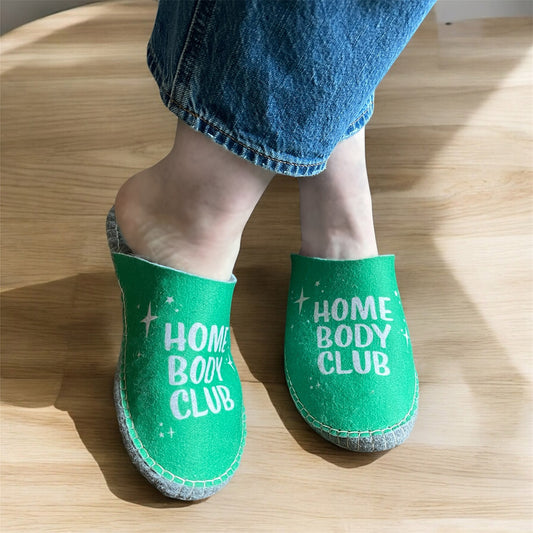 WOOLIGANS "HOME BODY" PRINT